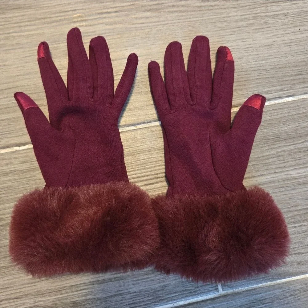 Marcus Adler Burgundy Touchscreen Gloves Faux Fur Trim Winter Soft Elegant